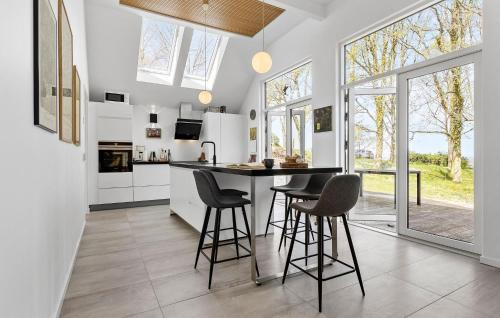 Vedelshave Casa | Cozy Home In Asperup With Kitchen