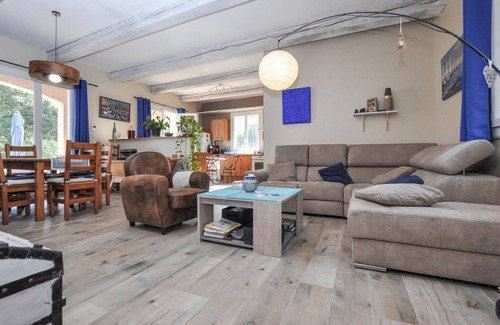 Besse-sur-Issole Casa | Acogedora casa en Besse-sur-Issole