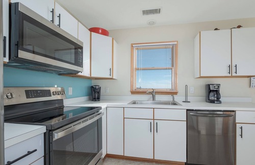 Carolina Dunes Casa | Cozy Home in Carolina Dunes Perfect to Explore the Heart of Duck