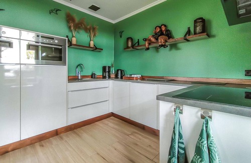 Meer Casa | Hermosa casa en Den Ham con cocina