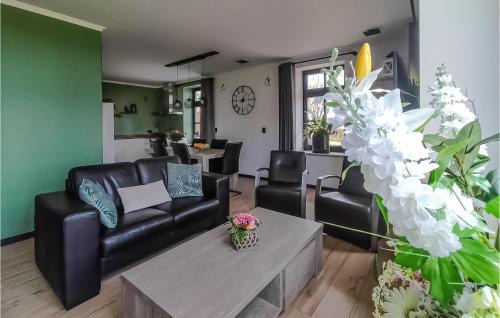 Meer Casa | Cozy Home In Den Ham With Kitchen