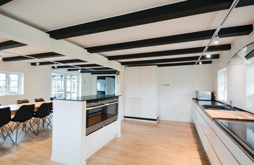 Vibæk Strand Casa | Acogedora casa en Ebeltoft con cocina