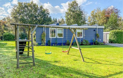 Eext Casa | Cozy Home In Eext With Kitchen