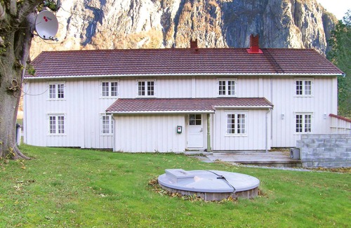Nesset Casa | Acogedora casa en Eresfjord