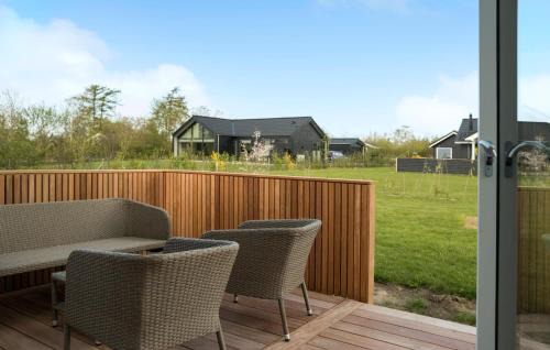 Havnsø Casa | Cozy Home In Føllenslev With Wifi