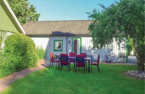 Hollviken Casa | Cozy Home In Höllviken With Wifi