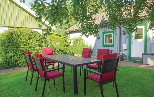 Hollviken Casa | Cozy Home In Höllviken With Wifi