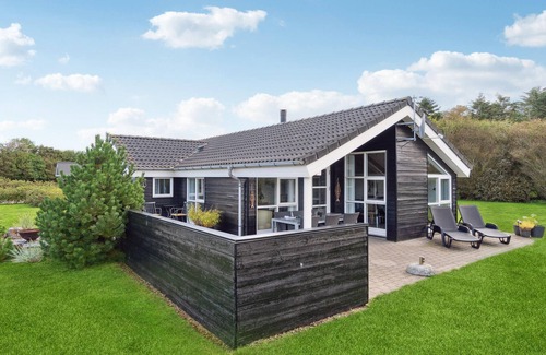 Falen Casa | Hermosa casa en Hemmet con cocina