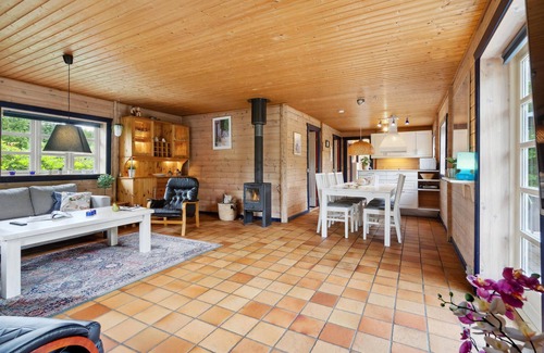 Skovgaarde Casa | Acogedora casa en Herning con cocina