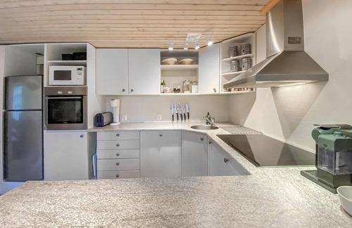 Hishult Casa | Acogedora casa en Hishult con cocina