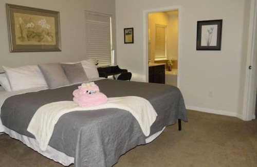 Northside Casa | Cozy Home in Jacksonville FL