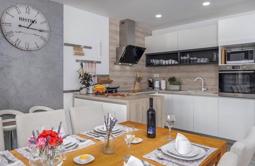Jadranovo Casa | Acogedora casa en Jadranovo
