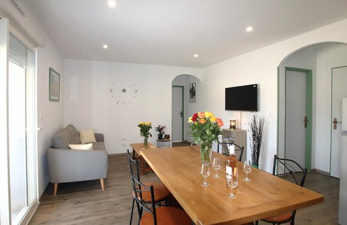 Lussas Casa | Acogedora casa en Lussas con WiFi