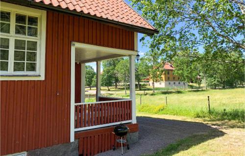 Mantorp Casa | Cozy Home In Mantorp With Wifi