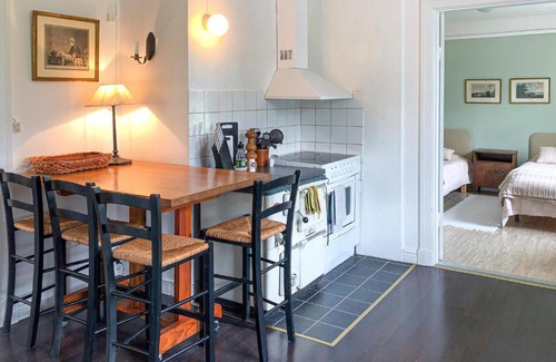 Mantorp Casa | Cozy Home In Mantorp With Wifi