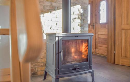 Nowe Warpno Casa | Cozy Home In Nowe Warpno With Lake View