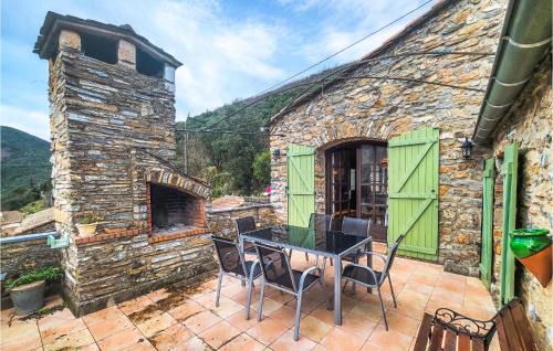 Olargues Casa | Cozy Home In Olargues With Kitchen