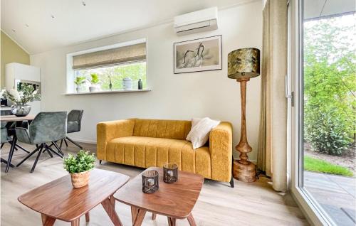 Oosterwolde Casa | Cozy Home In Oosterwolde With Sauna