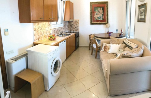 Kontos Casa | Acogedora casa en Perdika con cocina