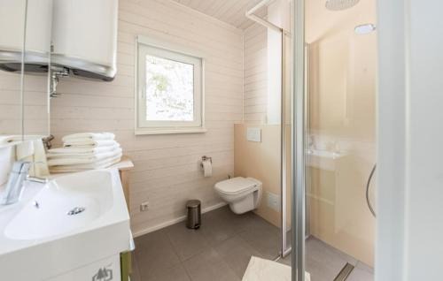 Ruhla Casa | Cozy Home In Ruhla With Kitchen