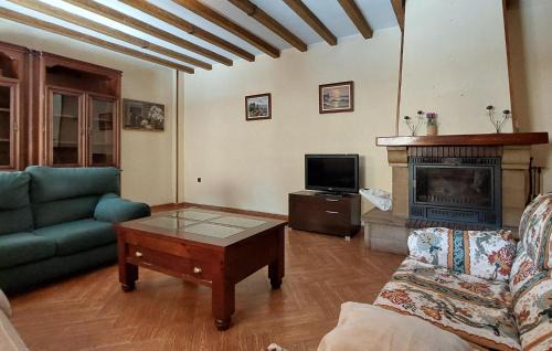 San Jose del Valle Casa | Cozy Home In San Jose Del Valle