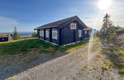 Sjusjoen Casa | Acogedora casa en Sjusjøen con WiFi