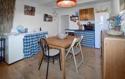 Sollacaro Casa | Cozy Home In Sollacaro With Wifi
