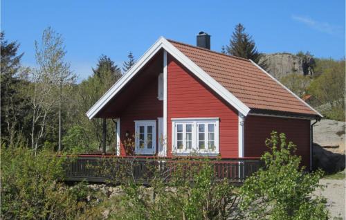 Spangereid Casa | Cozy Home In Spangereid With Wifi