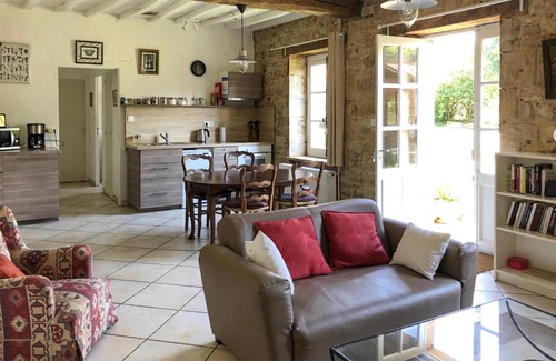 Sainte-Marie Casa | Cozy Home In St, Jean Aux Amognes