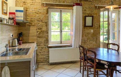 Sainte-Marie Casa | Cozy Home In St, Jean Aux Amognes
