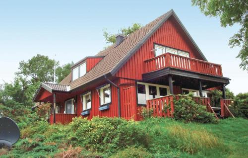 Strangnas Municipality Casa | Cozy Home In Strängnäs With Sauna