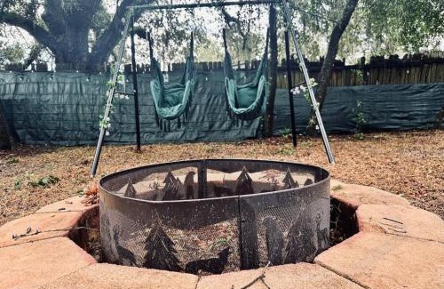 Northeast Tampa Casa | Cozy Home In Tampa Near Ybor & Busch Gardens