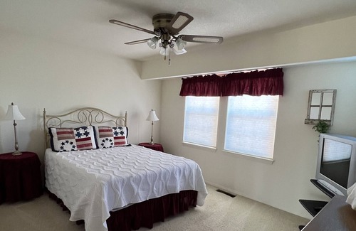 Oak Shores Casa | Acogedora casa en la hermosa comunidad de Oak Shores con WiFi