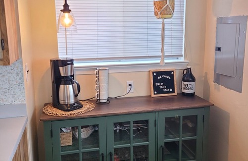 Livonia Casa | Cozy home in the heart of Metro Detroit
