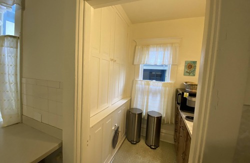 Morgantown Casa | Cozy home located in the historic section of Morgantown, West Virginia