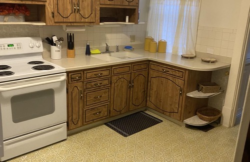 Morgantown Casa | Cozy home located in the historic section of Morgantown, West Virginia
