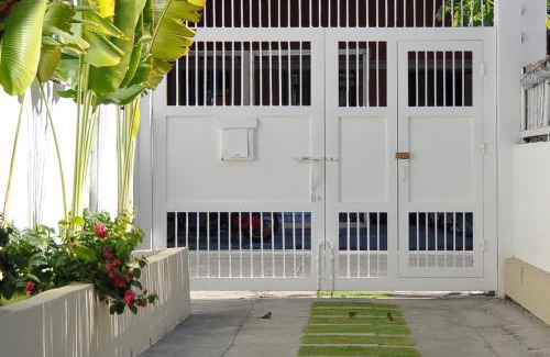Moonwalk Casa | Cozy home manila