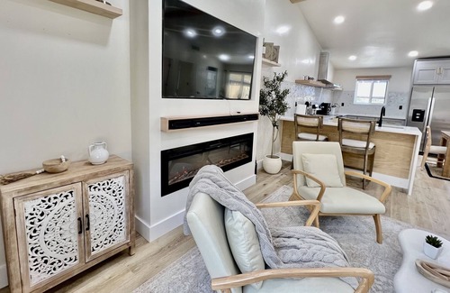 Camden Casa | Cozy Home Minutes From Downtown