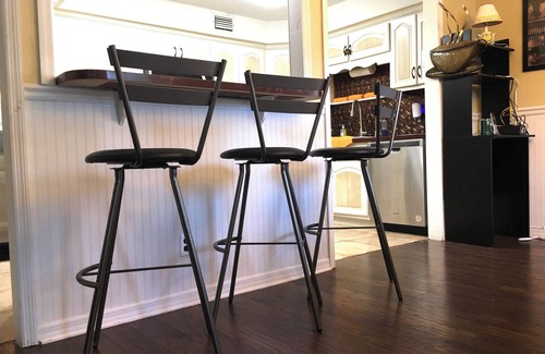 Northside Casa | Cozy home near airport and zoo, pet-friendly