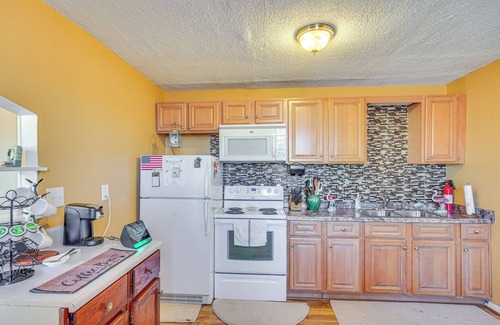 Pretty Bayou Casa | Cozy Home Near Bay Access in Panama City!