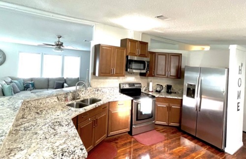 Kissimmee Casa | Cozy home near Disney & Universal for vacation