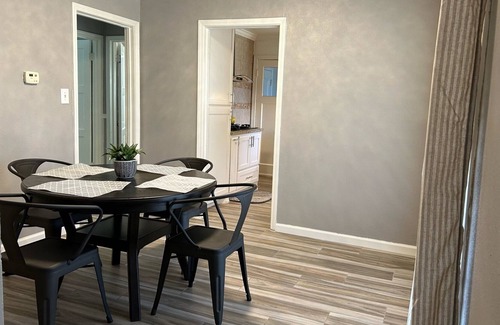 Houston Otro | Cozy Home near Downtown Houston and Hobby Airport