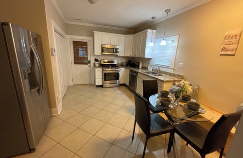 Downtown Casa | Cozy Home Near Downtown