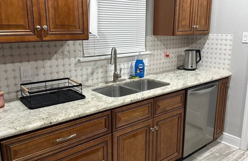 Southeast Houston Casa | Cozy home near Hobby airport!