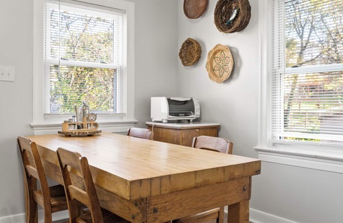 Belmont Casa | Cozy Home Near Downtown Mall/Belmont