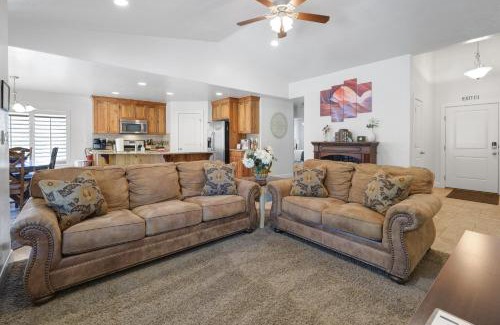 La Verkin Casa | Cozy Home Near Zion With Fire Pit & Patio Dining