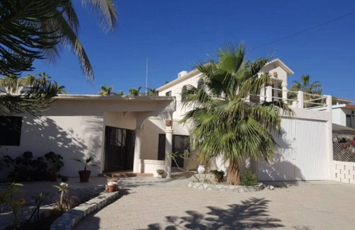 Buenavista Apartamento | Cozy Home One Off the Beach