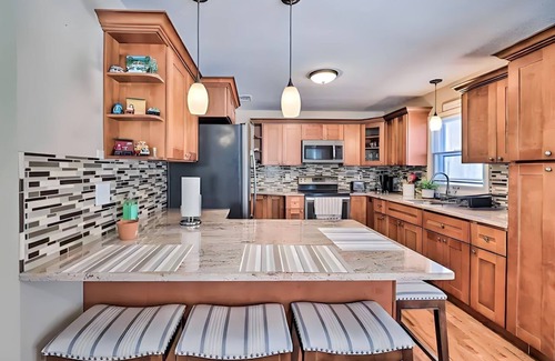 Long Pond Cabina | Cozy Home w/ Game room Poconos! camelback Kalahari