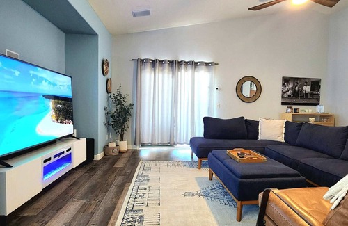 Dove Cove Estates Casa | Cozy home w/ office, large kitchen, pool heater
