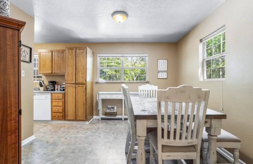 St. Martin Casa | Cozy Home w/ Pool near Beaches Sleeps 8